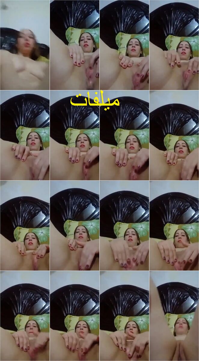 نتايه زي القشطه بتعرض لعشيقها وتفرك فكسها بلبونه ودلع جاحد هيجننك