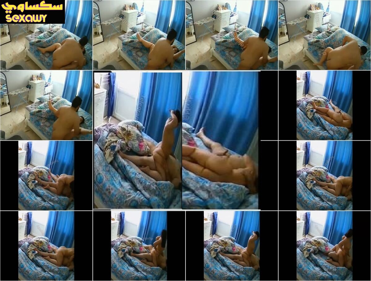 عنتيل خليجى جايب مرات صحبه الملبن وبيصورها منغير ماتعرف هو وبينكها وبيفشخ كوسها نيك