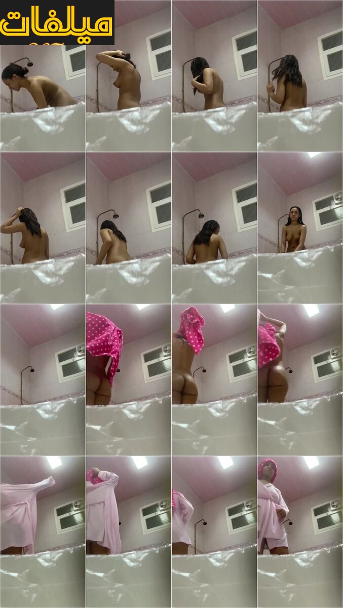 بنوته مصريه فاجرة بتصور لنفسها نودز رايق وهي بتستحمي وبتدعك في جسمها كله