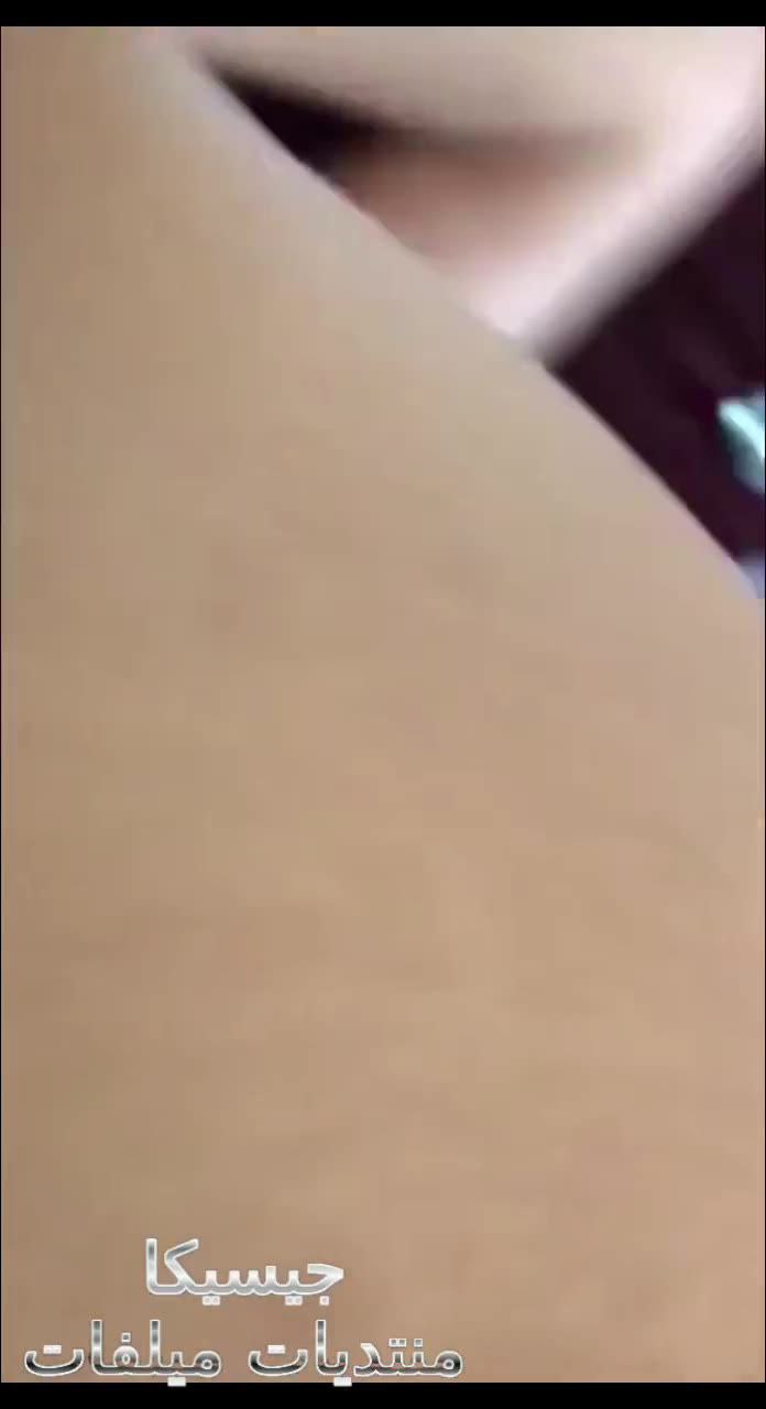 سكس نودز لبنت قمر صاحبتها بتنيك كسكوسها بصباعها جسمها فشطة جامد اوي