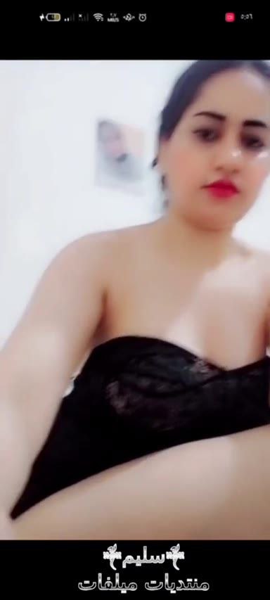 فيديو سكس نودز لميلف مولعة بتقفش في بزازها وتلعب في كسها جسمها ملبن جامد ومولع فشخ