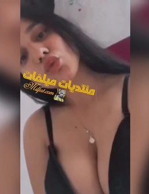 نودز بت هاي كلاس قموره بتفرج حبيبها صدرها وتلعب فيه