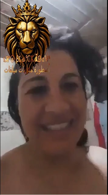 ميلف مصريه بلدى بجسم لبن قشطه وبزاز مدلدله ملط فى الحمام تمتع عشيقها وتقولى نيكنى احو دخله اوى