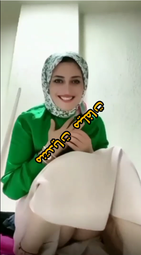 لايف السورية القمر بتطلع اللايف من غير اندر وكوسها بيبان وفيديو ليها خاص بتقلع ملط