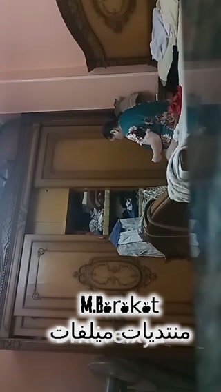 شرموطة ميلف عشيقها بيصورها مخفي بعد ما فشخها وعليا طيز فاجرة اوي