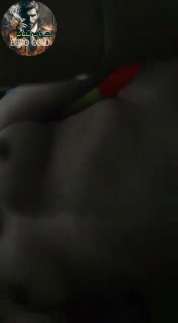 حصريات البوب و نودز فاجر لى لبوه كيوت و جسم نار تدخل الحمام و تشغل الدش كانها بتستحمه علشان تعرض لى الواد بتاعها